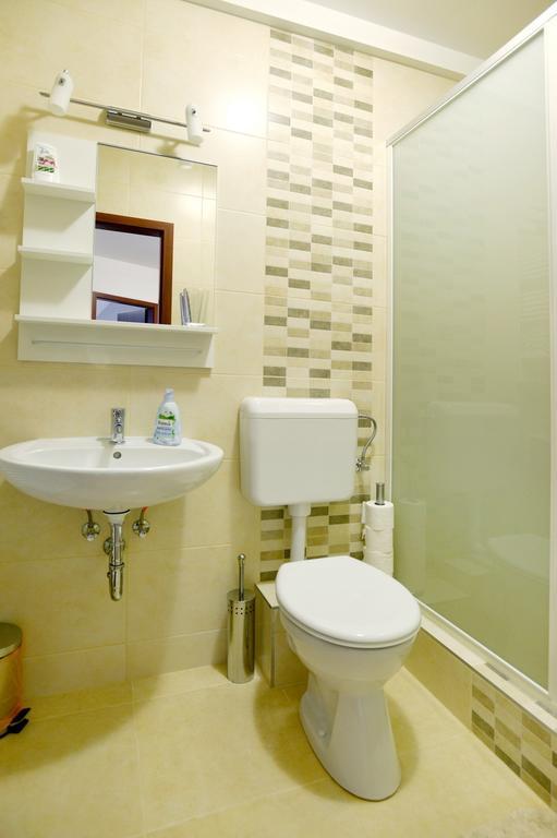 Corner Apartman Еґер Номер фото